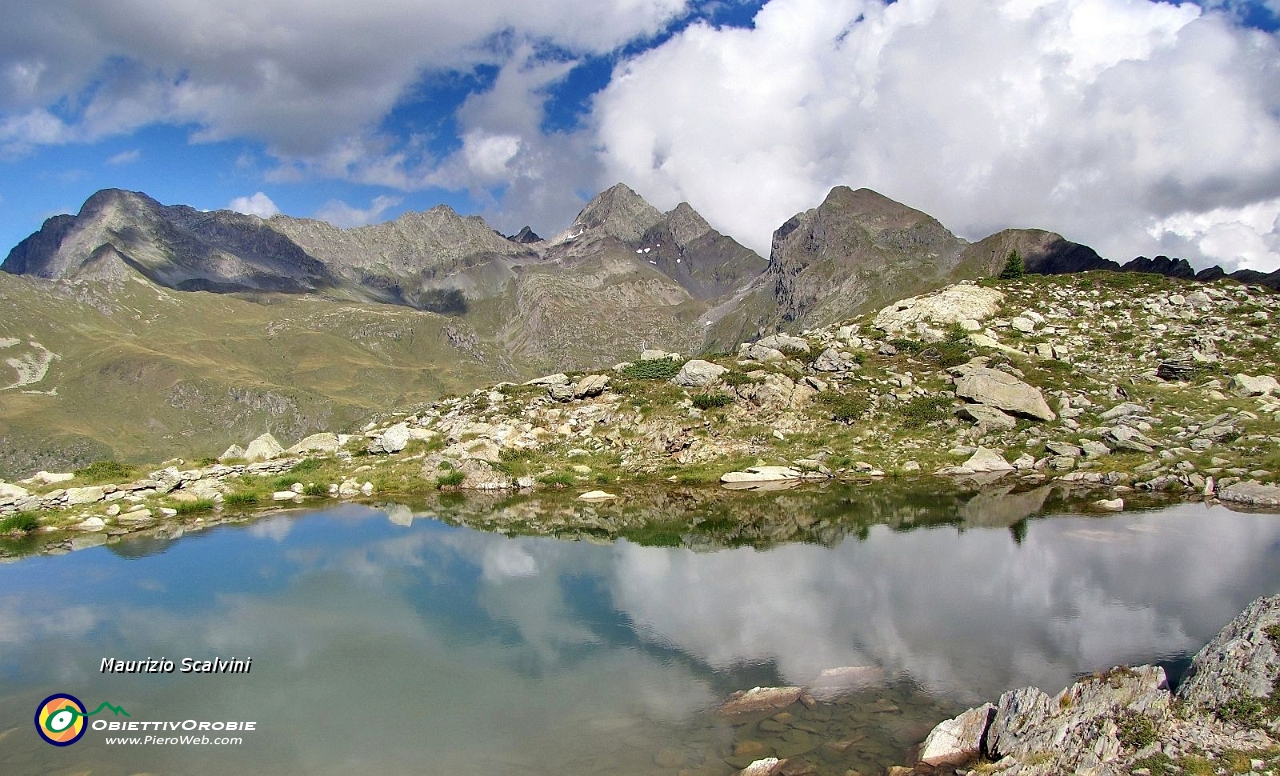 54 Lo spettacolo del Lago Cabianca....JPG